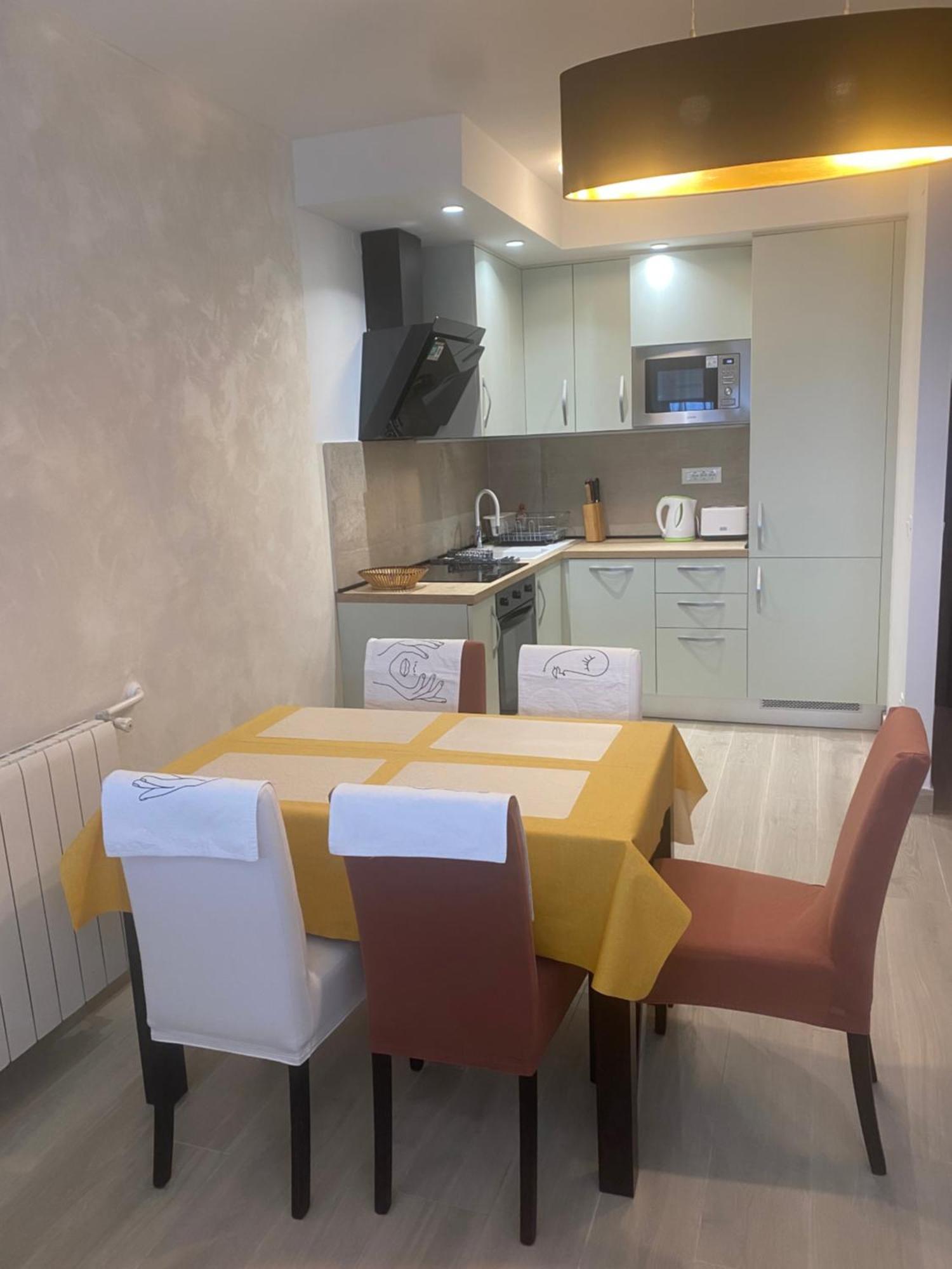 Apartment Amalfi Split Bagian luar foto