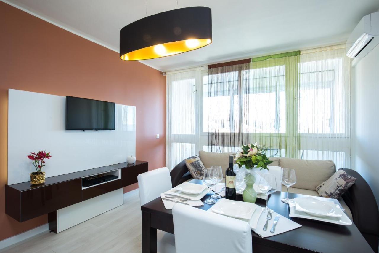 Apartment Amalfi Split Bagian luar foto