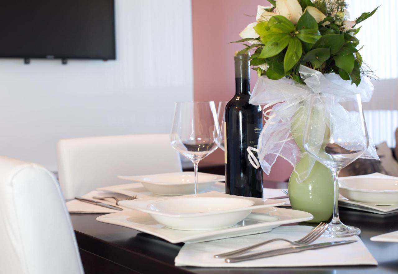 Apartment Amalfi Split Bagian luar foto